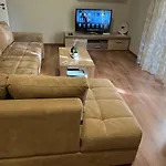 Casa Mia - Modern Apartment Near The City Center